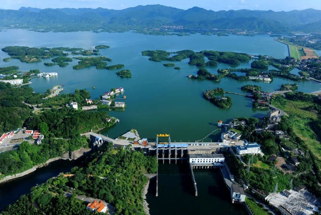 荆楚烟波，湖北怀古风情画卷