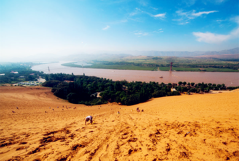 黄河之畔的绿洲传奇，宁夏的历史与文化之旅